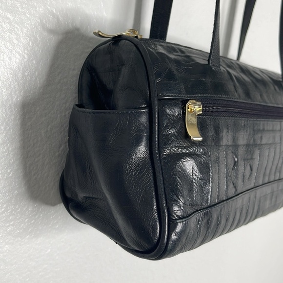 Vintage DUE FRATELLI Canada Black Embossed Double Handle Zip Shoulder Bag - Picture 3 of 7
